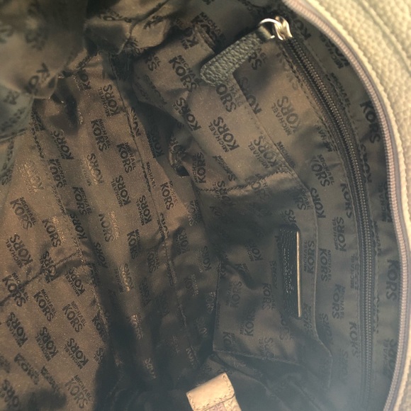 COPY - Michael Kors - Picture 5 of 7